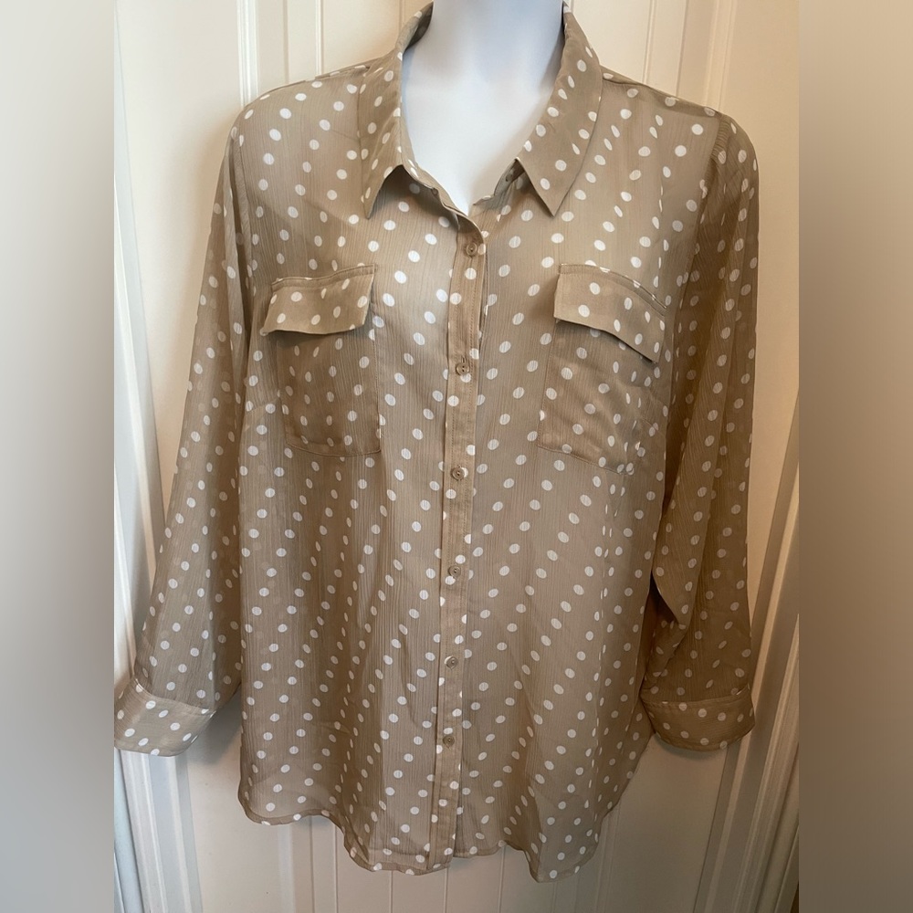 NWT Lane Bryant Long Sleeve Sheer Beige and White Polka Dot Blouse, Size 26/28